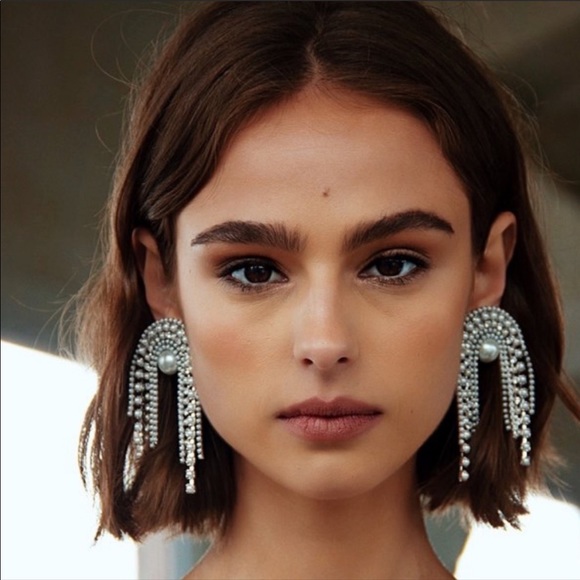 ISO Lili Claspe Mathilde Earrings - Picture 3 of 3